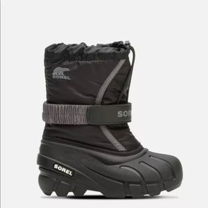 Boys Sorel snow boots